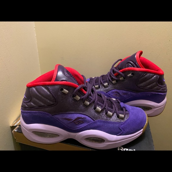 Reebok questions Mid, size 10